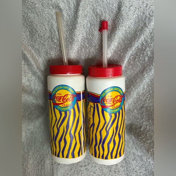 Vintage Coca Cola Water Bottle w/Straw and Lid Can't Beat The Real Thing (2) - Picture 3 of 8